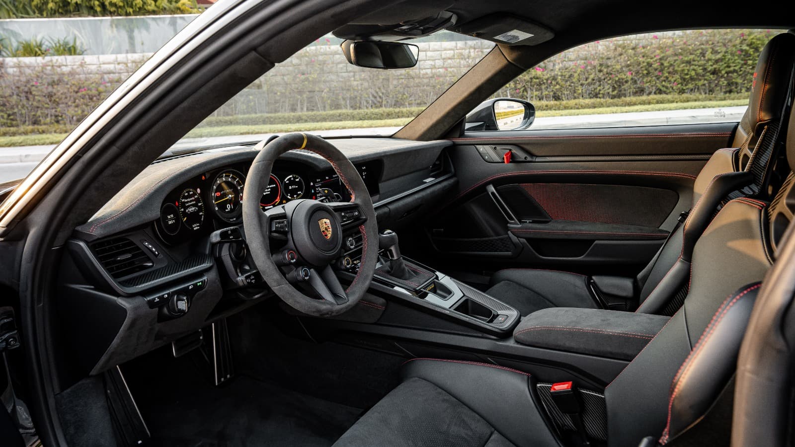 Porsche 911 GT3 RS 2025 huren Dubai - Weergave 2