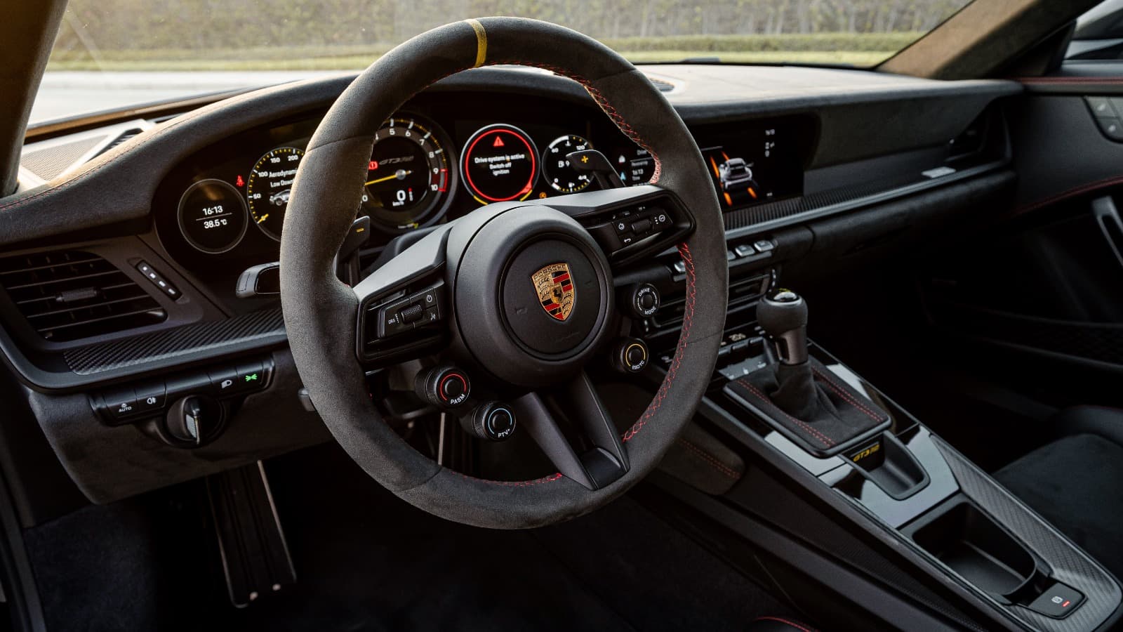 Porsche 911 GT3 RS 2025 huren Dubai - Weergave 3