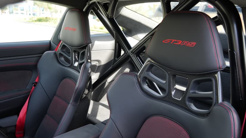 Porsche 911 GT3 RS 2026 Rental Dubai - View 10