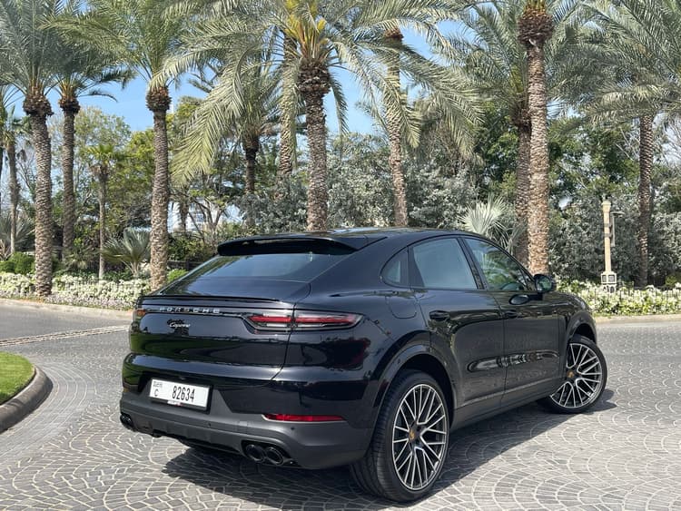Porsche Cayenne 2022 huren Dubai - Weergave 3