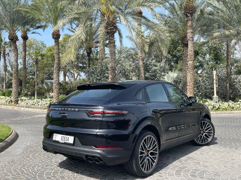 Porsche Cayenne 2022 huren Dubai - Weergave 3