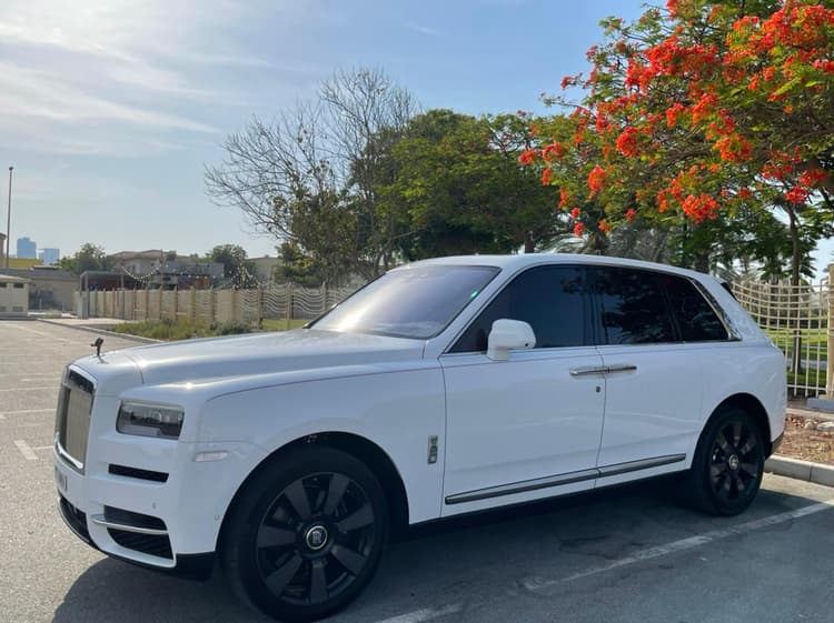 Rolls-Royce Cullinan 2020 Rental Dubai - View 3