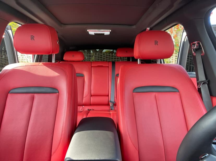 Rolls-Royce Cullinan 2020 Rental Dubai - View 7