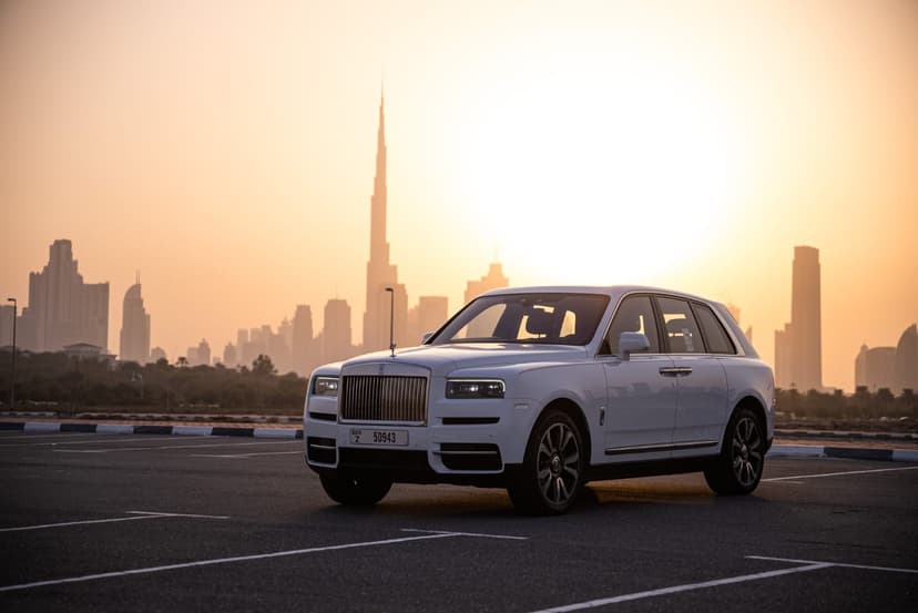 Rolls Royce Cullinan 2023 huren Dubai - Weergave 2