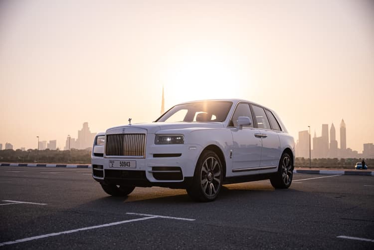 Rolls Royce Cullinan 2023 huren Dubai - Weergave 3