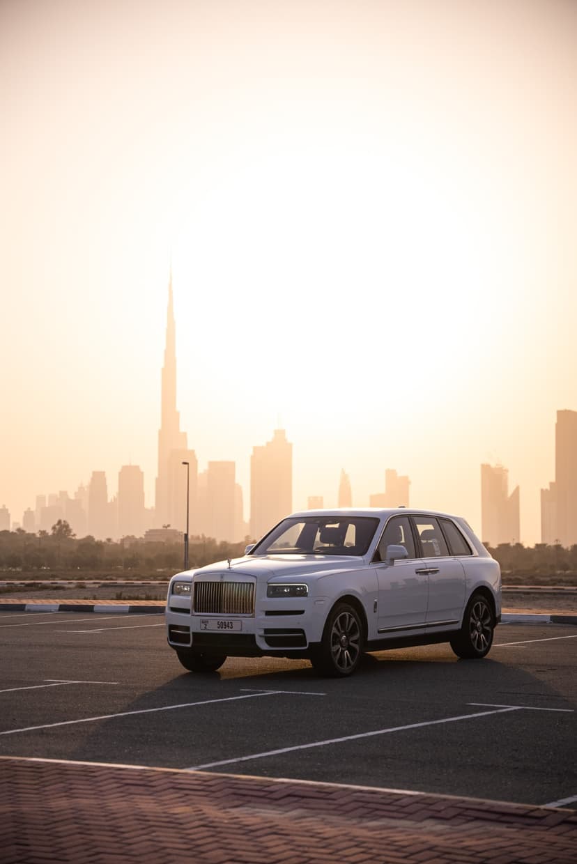 Rolls Royce Cullinan 2023 huren Dubai - Weergave 8