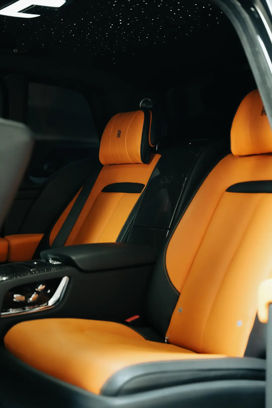 Rolls-Royce Cullinan Black Badge 2023 Rental Dubai - View 3