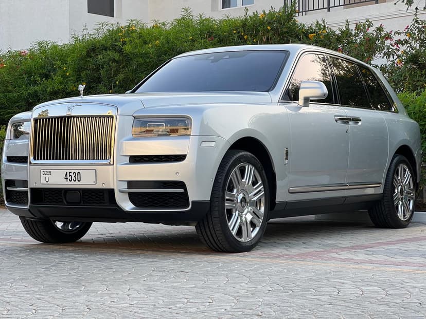 Rolls-Royce Cullinan 2020 Rental Dubai - View 2