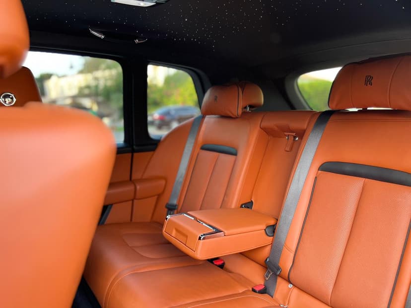 Rolls-Royce Cullinan 2020 Rental Dubai - View 7