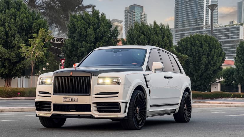 تأجير Rolls-Royce Cullinan Mansory 2021 في دبي - الصورة الرئيسية