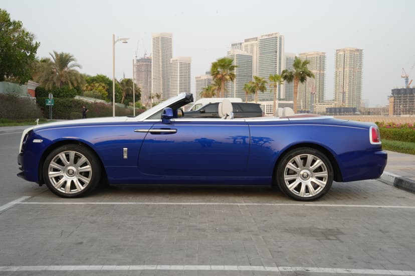 Rolls-Royce Dawn 2016 Rental Dubai - View 5