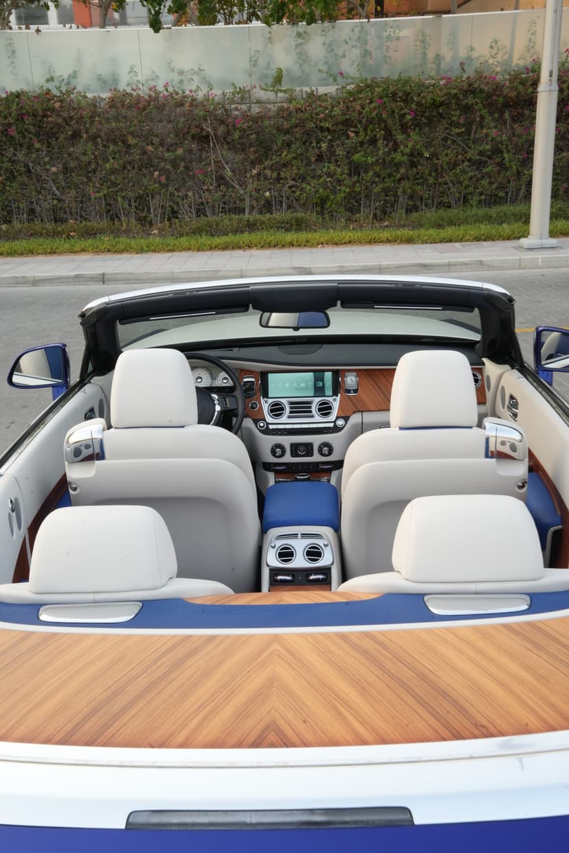 Rolls-Royce Dawn 2016 Rental Dubai - View 8