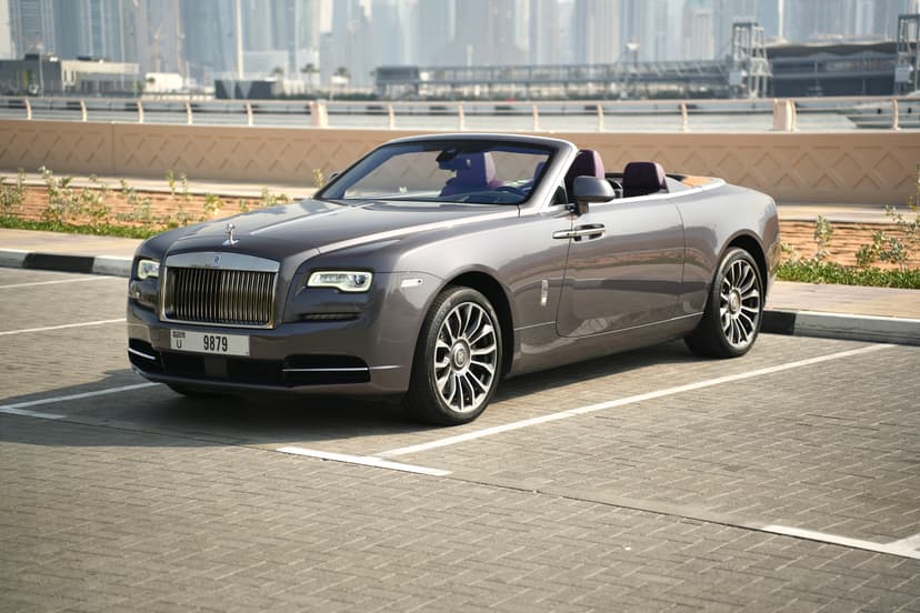 Rolls-Royce Dawn 2019 Rental Dubai - View 3