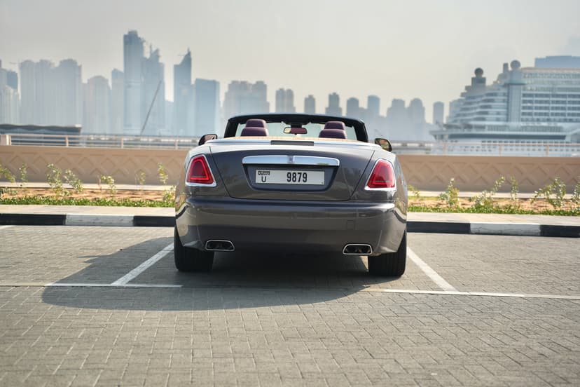 Rolls-Royce Dawn 2019 Rental Dubai - View 6