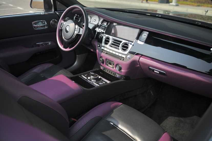 Rolls-Royce Dawn 2019 Rental Dubai - View 8