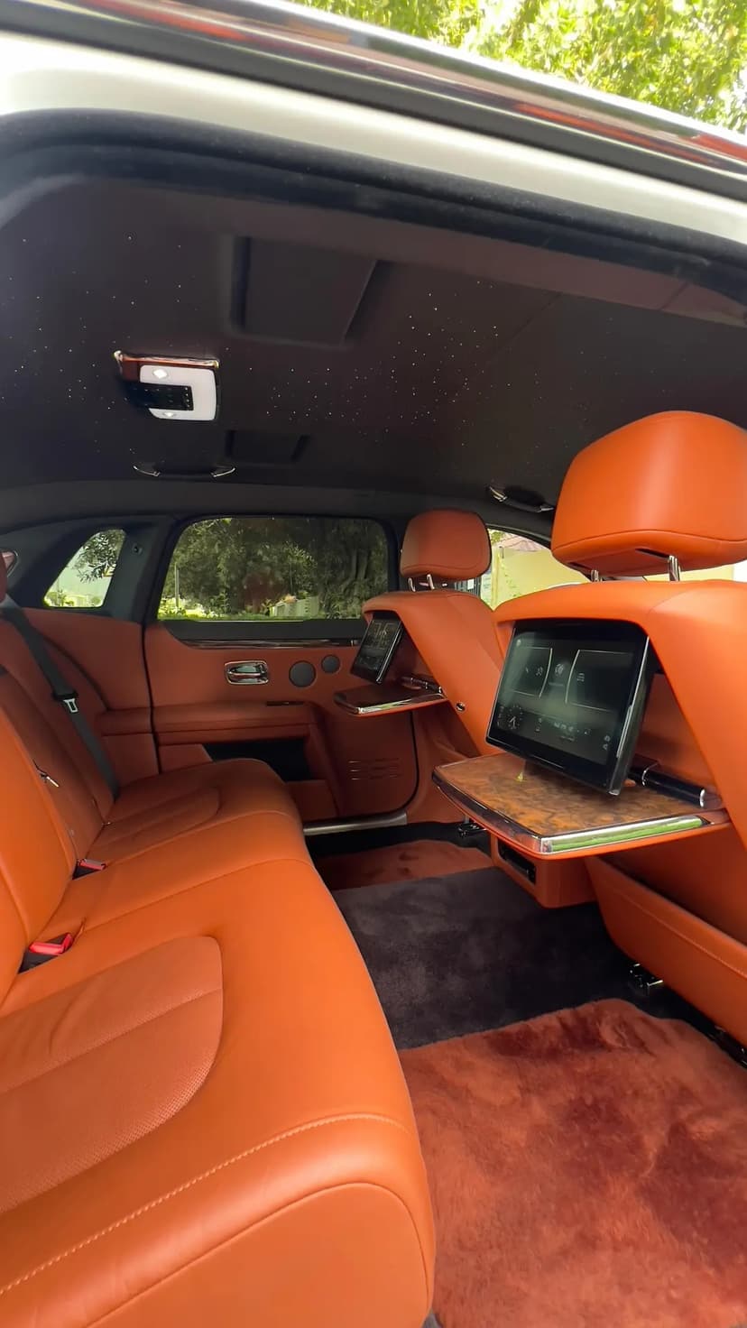 Rolls-Royce Ghost Extended Wheelbase 2022 Rental Dubai - View 6